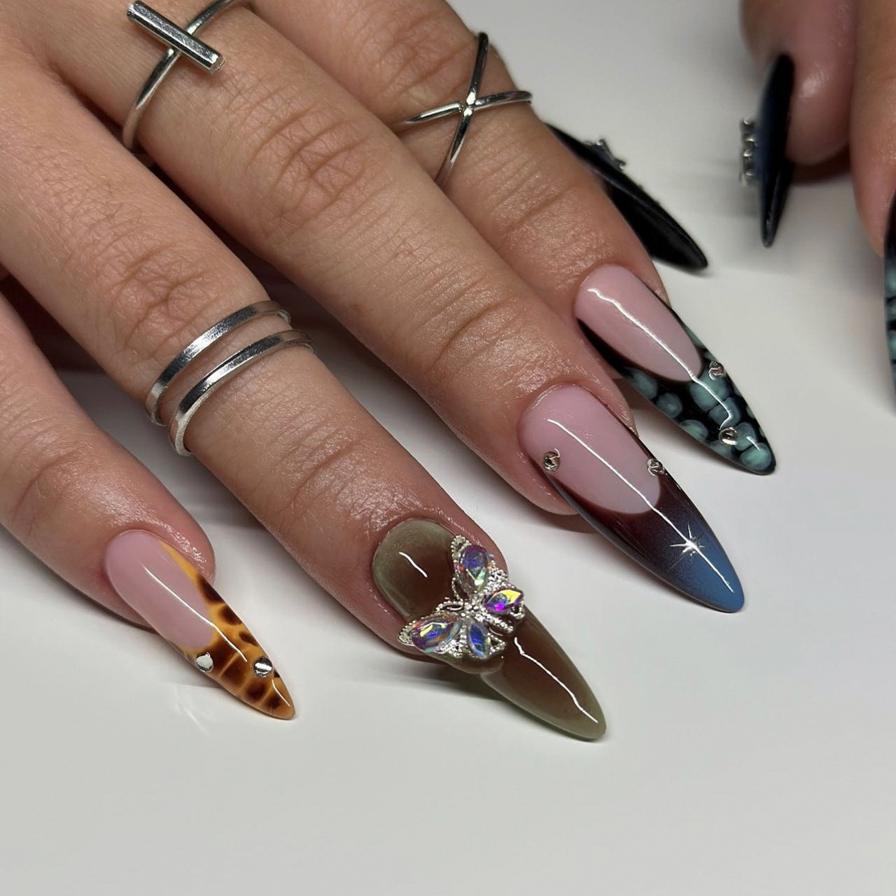 24 Uñas Postizas de Forma Stil - Nail Art Y2K reseña y precio