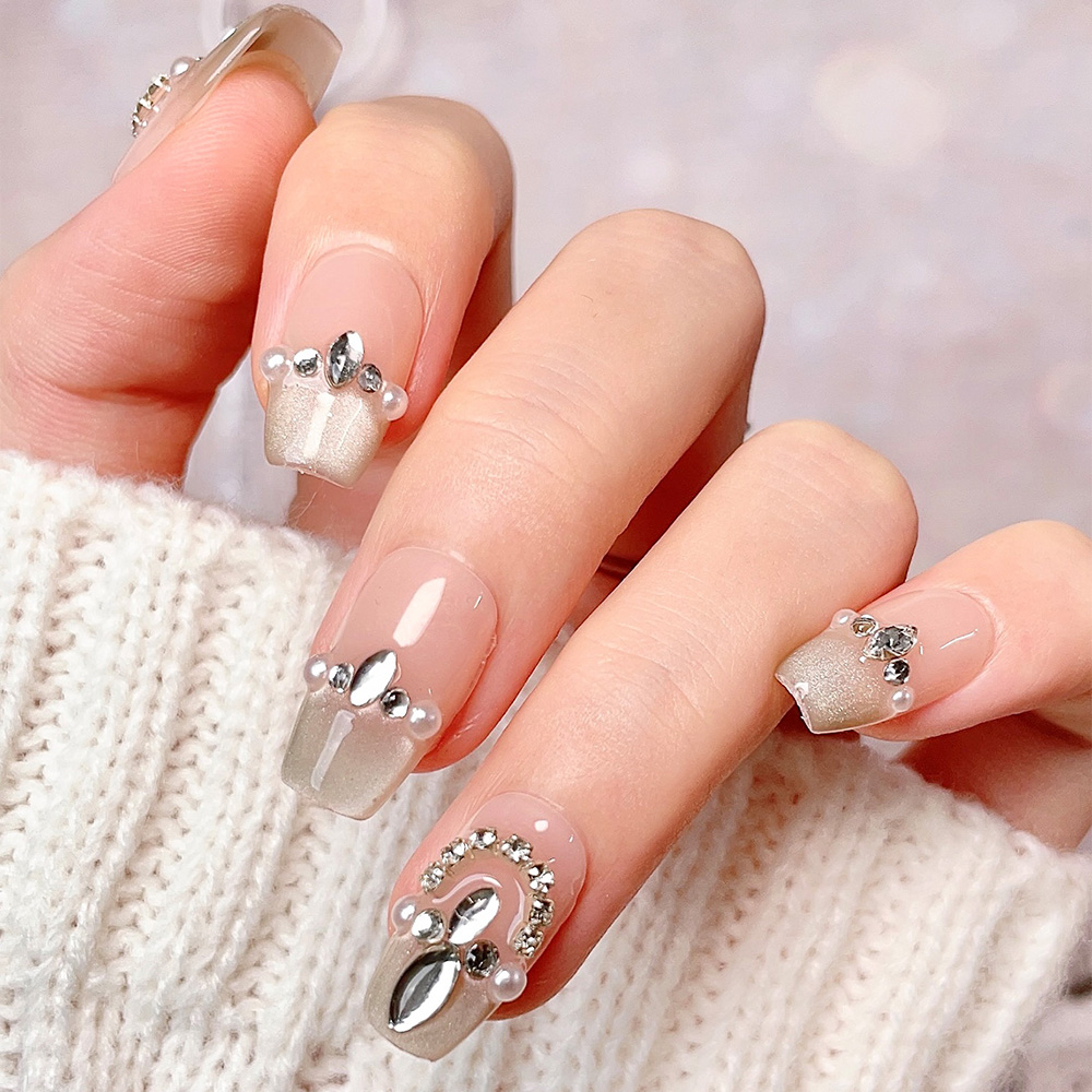 Kit de 10 Uñas Postizas Cortas - Nail Art Queen reseña y precio